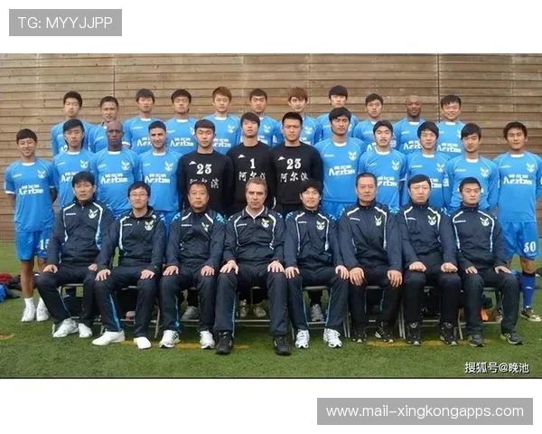 中国足球俱乐部教练团队结构优化与人员配置,足球教练团队有多少人 中国足球俱乐部教练团队结构优化与人员配置,足球教练团队有多少人